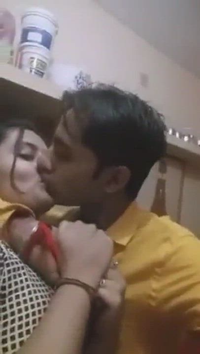 Amateur Desi Kissing gif