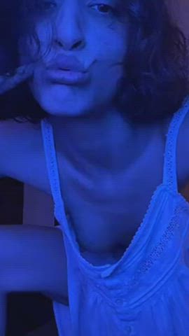 boobs braless downblouse natural tits nipple nipples nipslip tits gif