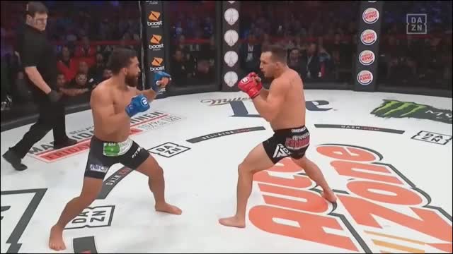 Michael Chandler (c)	vs.	Patrício Freire - Bellator 221