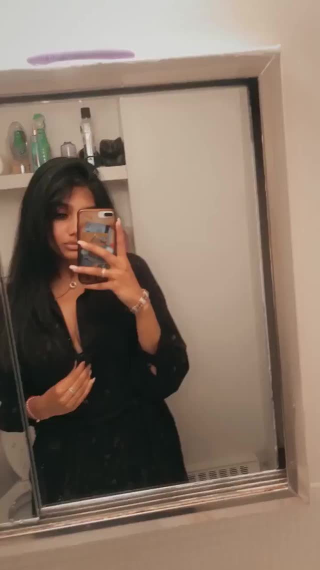 Tamil Girl Tease