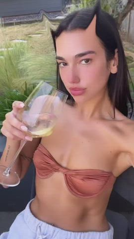 Dua Lipa