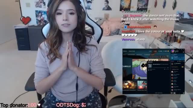 Pokimane doing sexy dance on stream