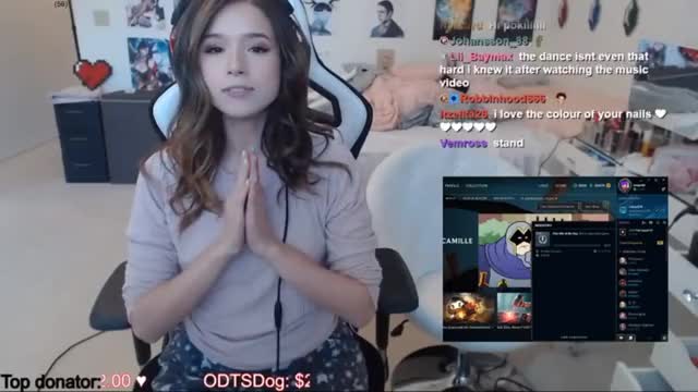 Pokimane doing sexy dance on stream