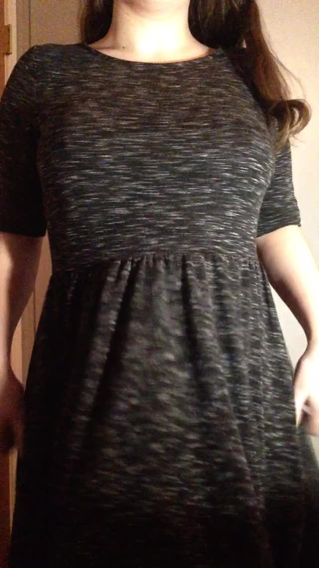 Happy Sunday, hope you enjoy this weeks gif! (F18)