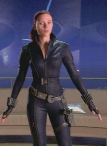 booty cute scarlett johansson gif