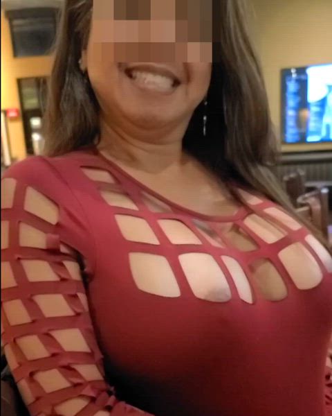 My big titty nipslip fun at the bar for daddy