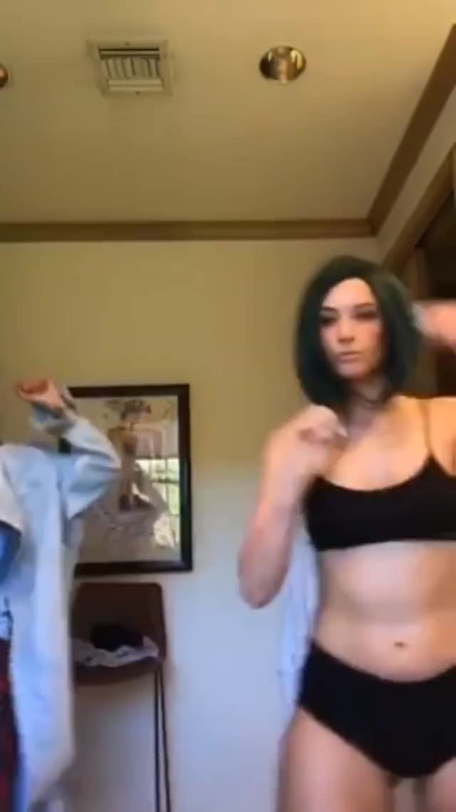 yesjulz sexy wig dance