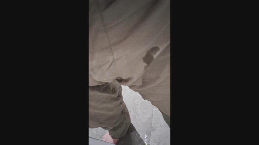 Pissed my pants, felt so good when my warm piss ran down my leg