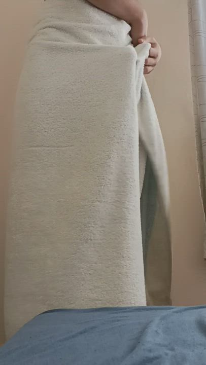 Male Masturbation Strip Towel gif