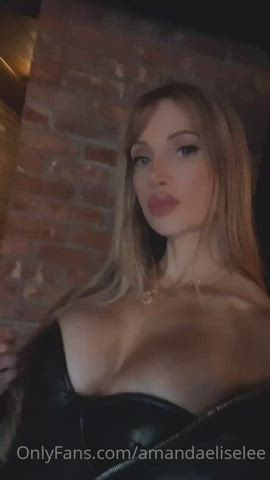 big ass blonde pornstar gif