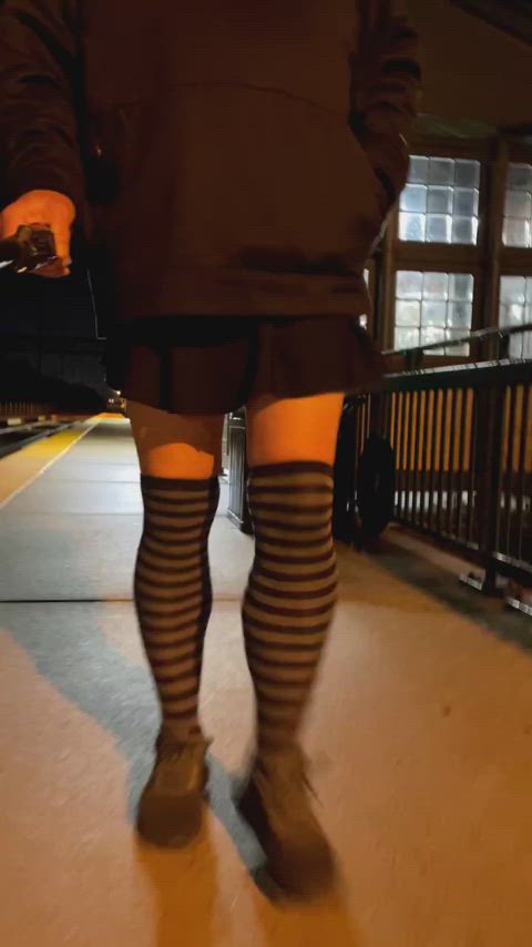 amateur crossdressing knee high socks outdoor skirt socks gif