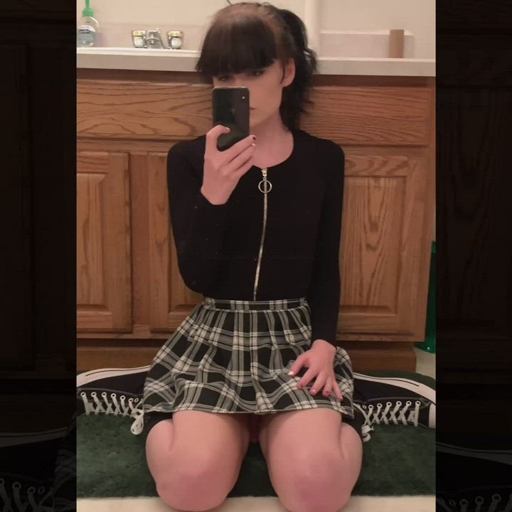 wearing skirts for the sake of easy access &lt;3