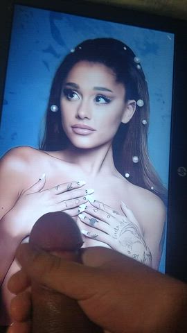 Cumming on Ariana's perfect body