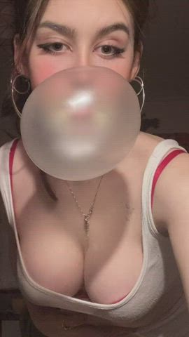 [kik] f - want to feed someone tiktok sluts and get them to goon for anything I send