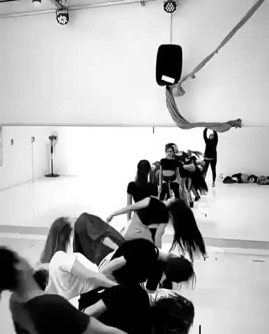 TINI - Rehearsing for Quiero Volver TOUR