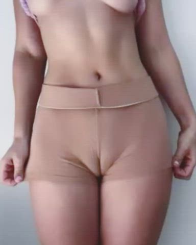 Do we like cameltoe here?