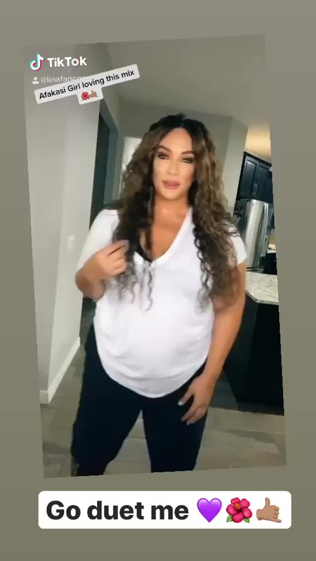 Nia Jax Tik Tok Dancing (WWE)