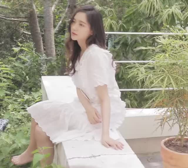 Park Ji-Hyun feet 2