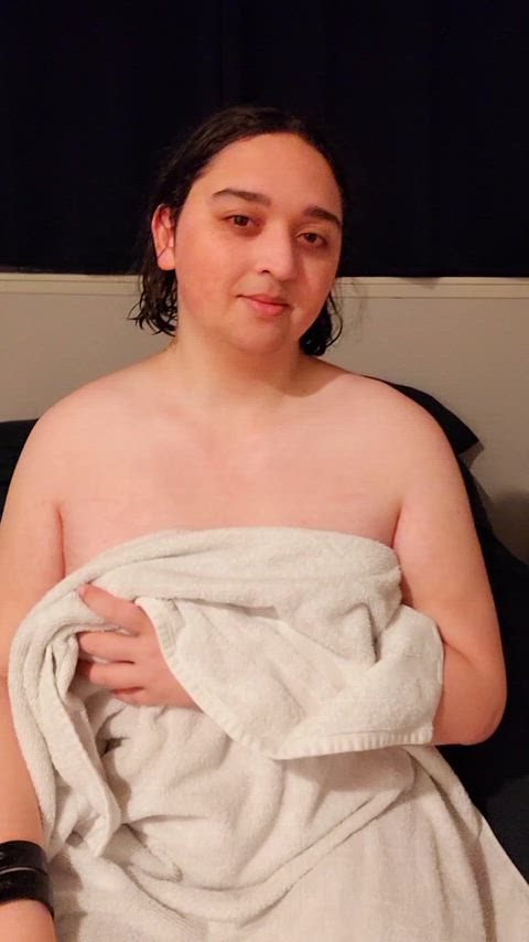 amateur cock tits towel trans woman gif