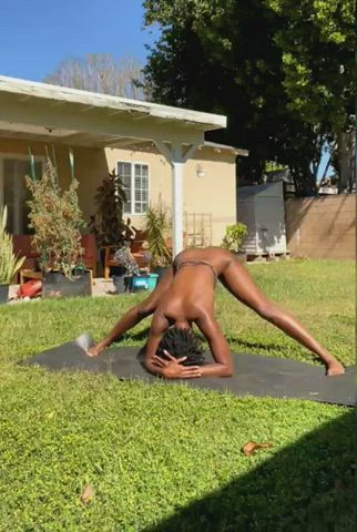 Natural Nude Art Yoga gif