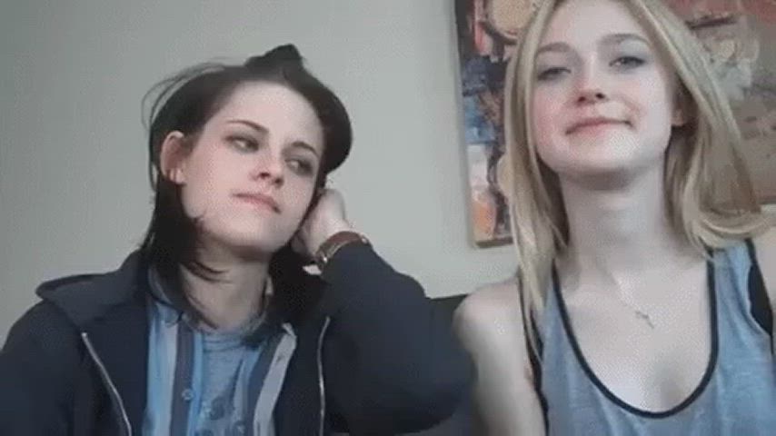 celebrity elle fanning kristen stewart gif