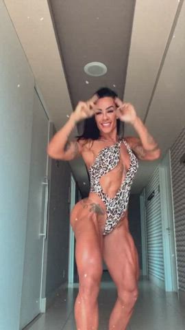 Fitness Muscular Girl Muscular Milf gif