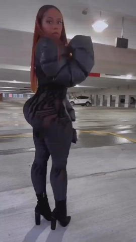 ass public thick gif
