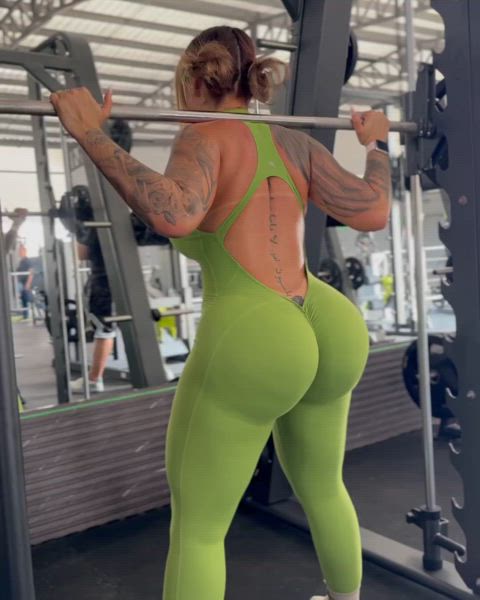 Girls with fake asses that still hit the gym are my favorites