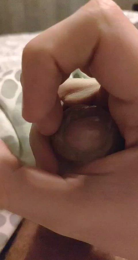 Love to cum in my foreskin and then let it flow down