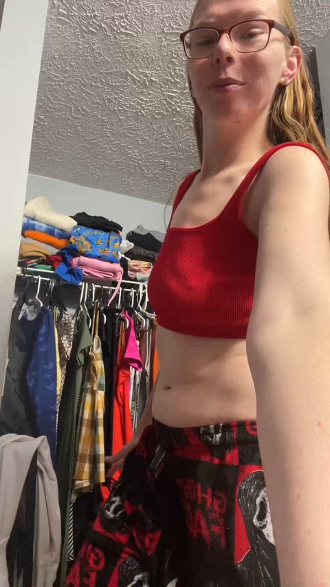 clothed funny tiktok girls-with-glasses onlyfans-creators real-girls-on-tiktok tik-tok