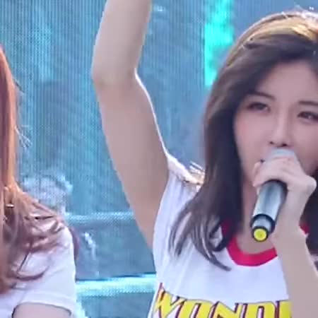 160521 Hyunyoung wink (Mach) 3 loop 2 crop