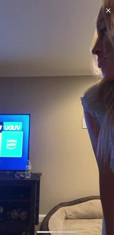 Boobs Nipslip TikTok gif