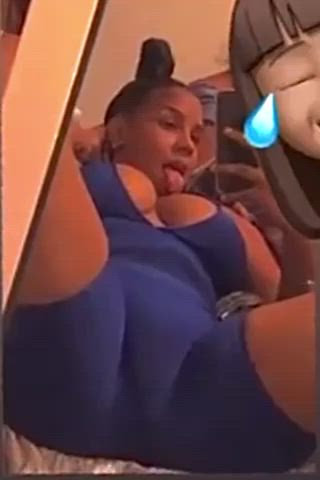 amateur big tits boobs camel toe ebony latina pussy teen gif