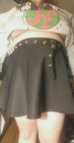 I finally got a skirt 😌