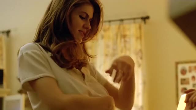 Alexandra Daddario gif