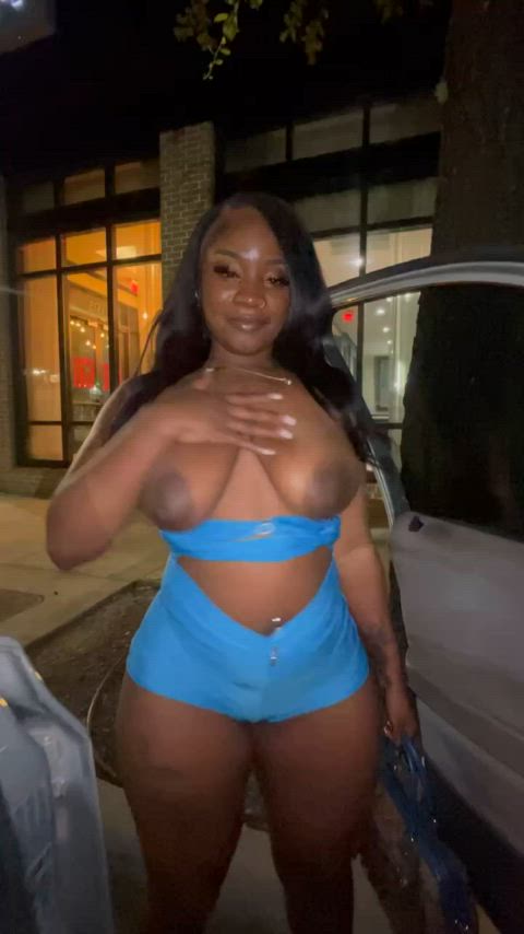 ebony public tits gif