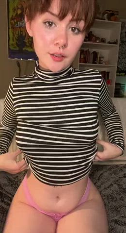 boobs puffy small tits tits titty drop goth-girls short-hair-chicks gif