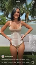 Big Ass Big Tits Model gif