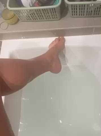 bath feet feet fetish legs gif