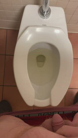 Chubby Pissing Toilet gif