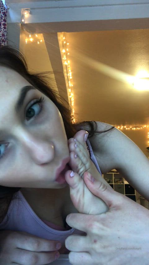 teen onlyfans cute amateur solo homemade feet feet fetish feet licking feet sucking