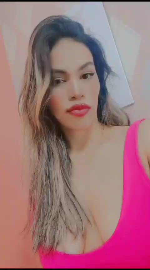 latina pretty seduction sensual skinny venezuelan gif