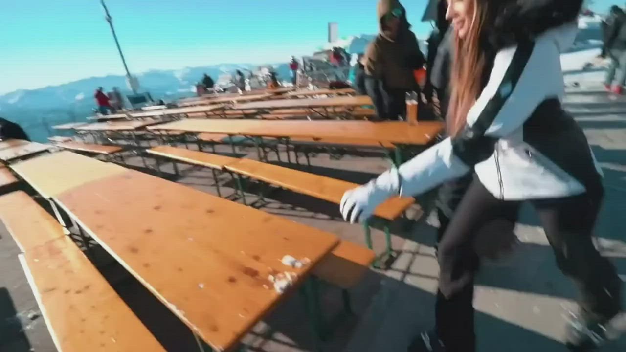Slutty ski
