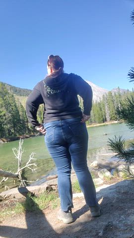 ass bbw big ass chubby exhibitionism jeans milf natural outdoor tease gif