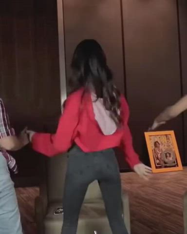 Argentinian Celebrity Twerking gif