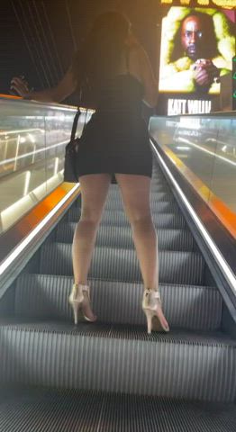 Flashing Public Skirt gif