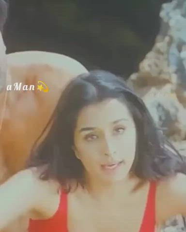 Sharaddha Kapoor bikini on Loop