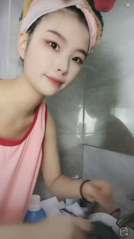 asian nipslip sideboob gif