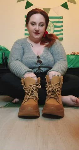 big ass boots chubby pawg redhead thighs tiktok gif