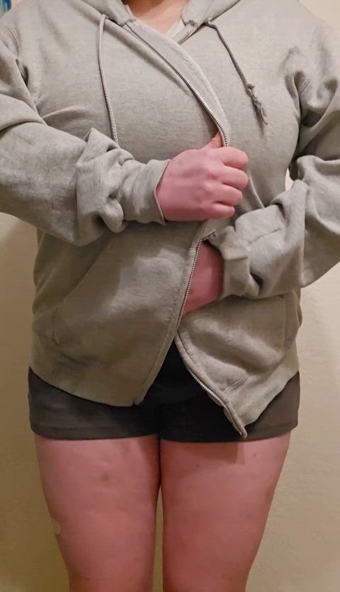 Surprise! I was hiding big tits under my oversized jacket